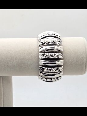 Vintage Harwood "Leading Lady" Silver Tone Expansion Bracelet